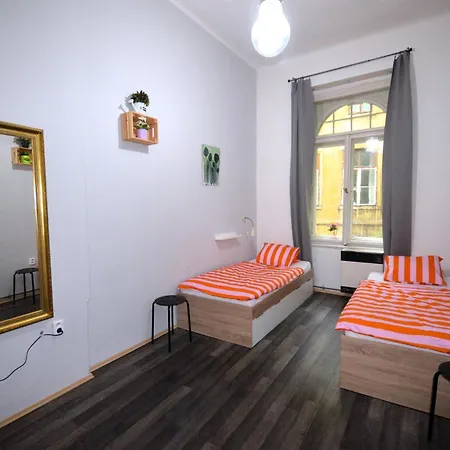 Travel&joy Backpackers Hostel