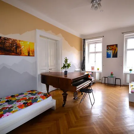 Hostel Travel&joy Backpackers