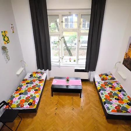Travel&joy Backpackers Hostel