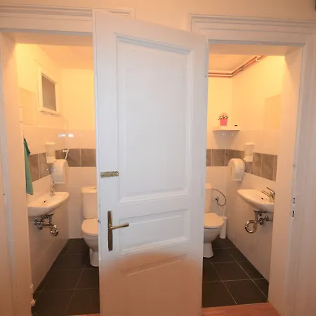 Travel&joy Backpackers Auberge de jeunesse *