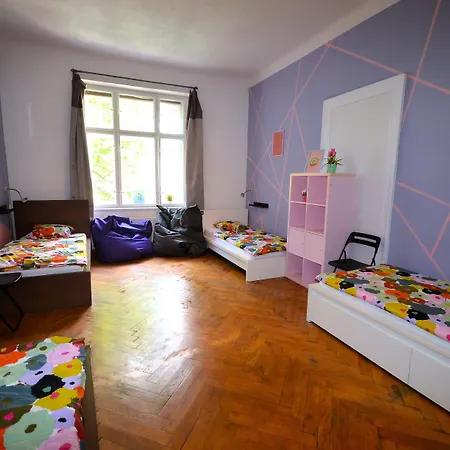 Hostel Travel&joy Backpackers Πράγα