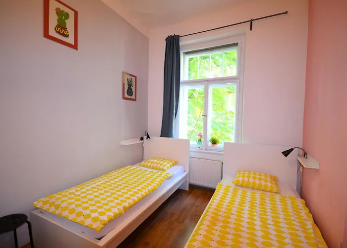 Travel&joy Backpackers Vandrarhem