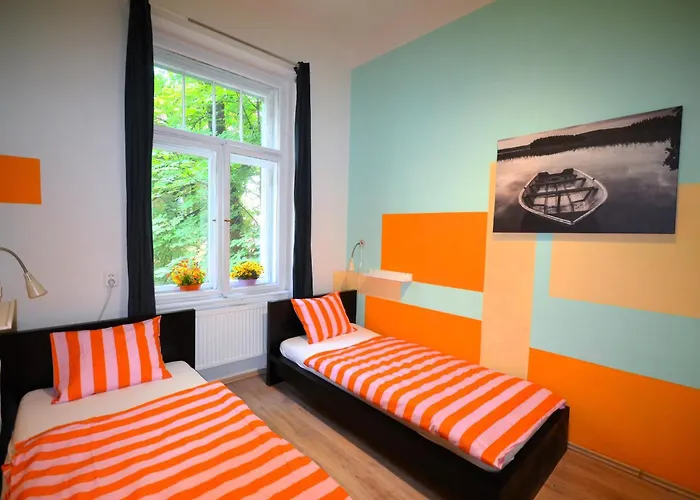 Travel&joy Backpackers Vandrarhem