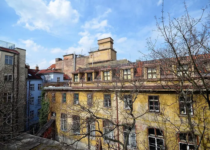 Travel&joy Backpackers Vandrarhem *