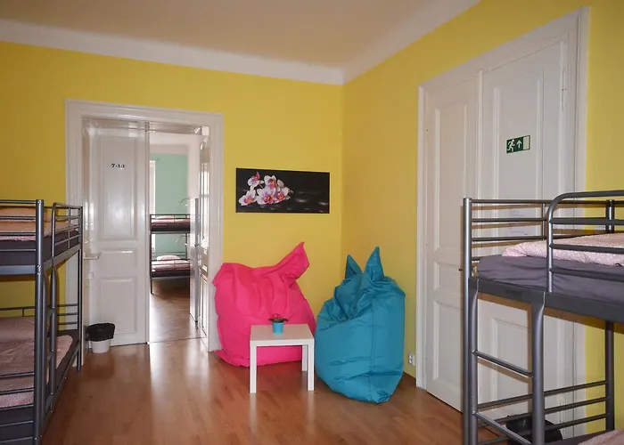 Hostel Travel&joy Backpackers *